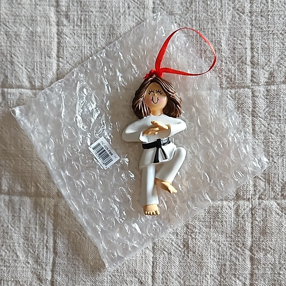 Karate girl christmas ornament (0726)